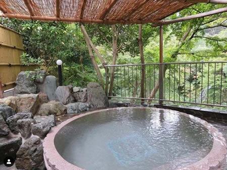 秩父温泉満願の湯　露天風呂
